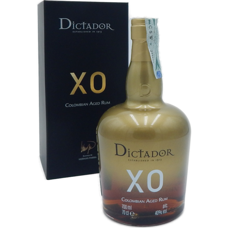 Assapora la Ricchezza del Rum Dictador XO CL 70